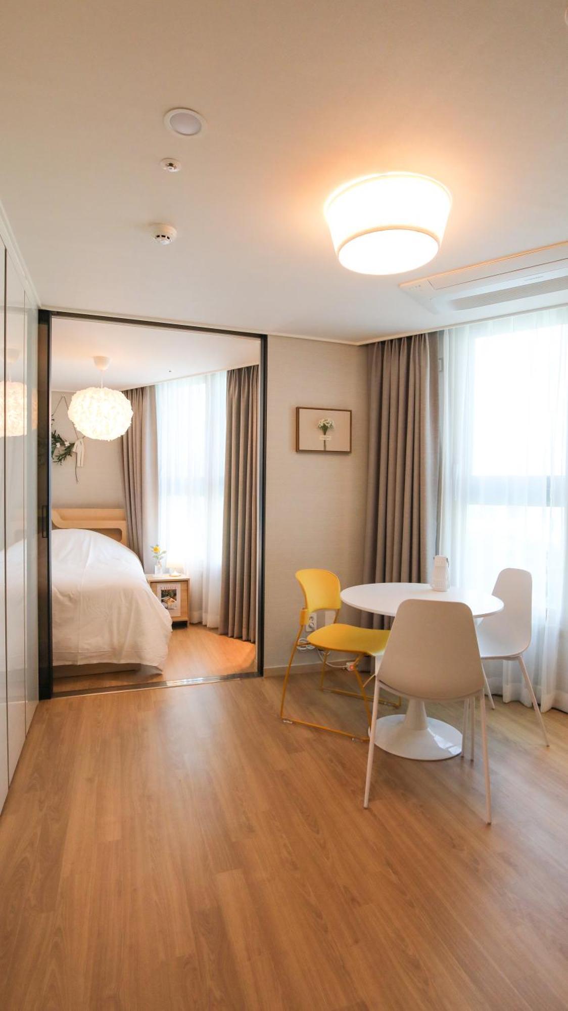 Wecostay Myeongdong Сеул Экстерьер фото