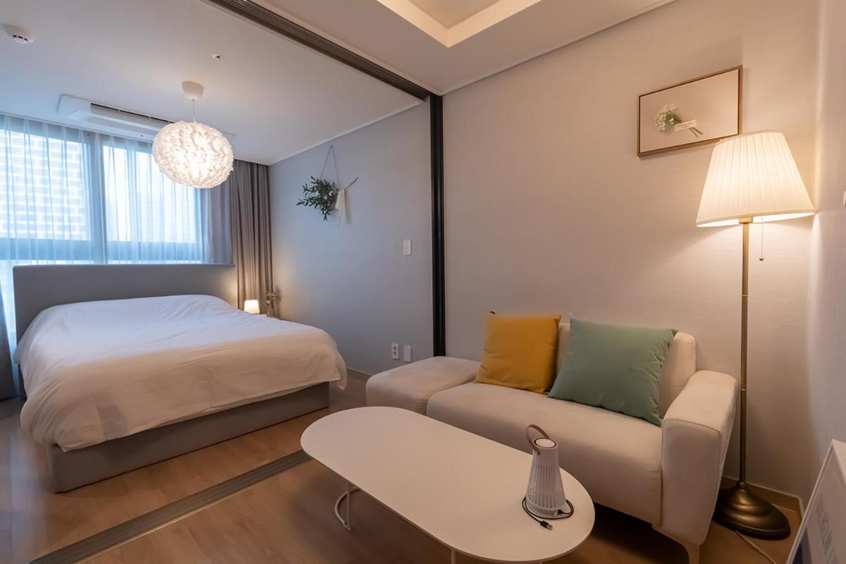 Wecostay Myeongdong Сеул Экстерьер фото